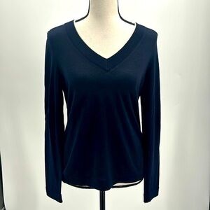 UEC Escada navy blue v-neck sweater size small